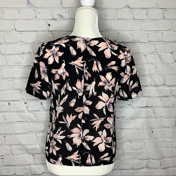 Madewell Silk Button-Back Tie Tee in Winter Orchid - Picture 7 of 11